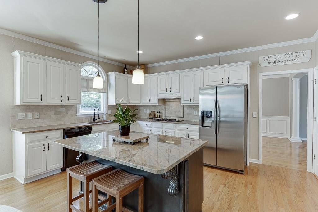 1315 Chattahoochee Run Drive, Suwanee, Georgia image 19