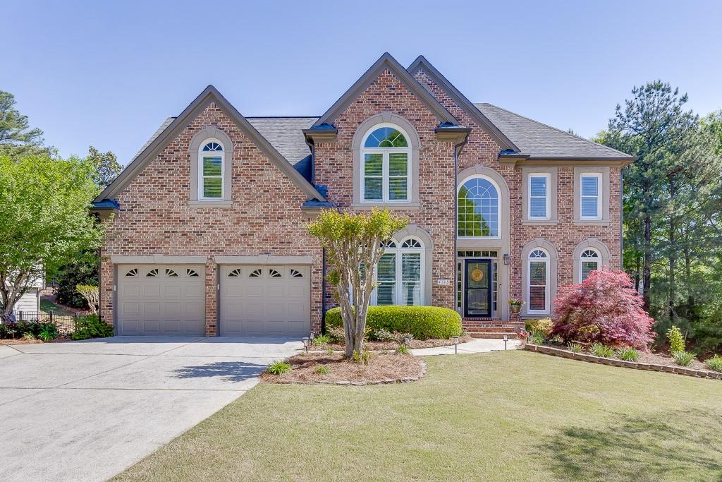 1315 Chattahoochee Run Drive, Suwanee, Georgia image 1