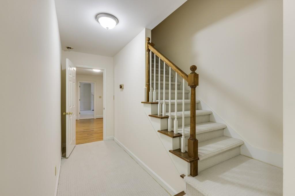 270 Grapevine Run, Sandy Springs, Georgia image 42