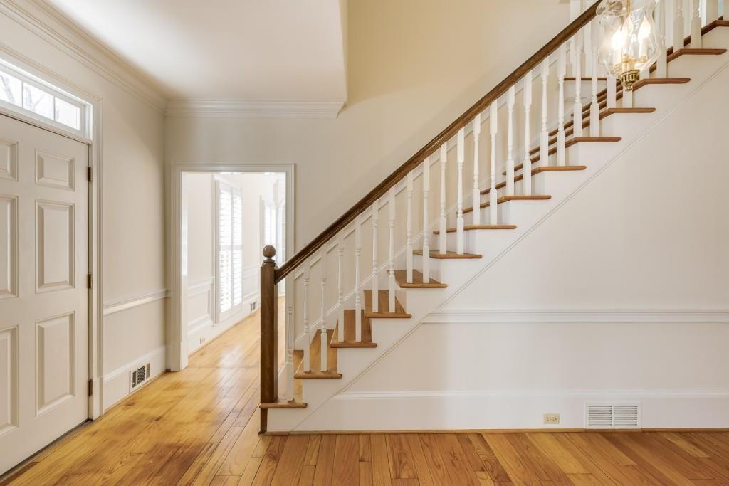 270 Grapevine Run, Sandy Springs, Georgia image 6