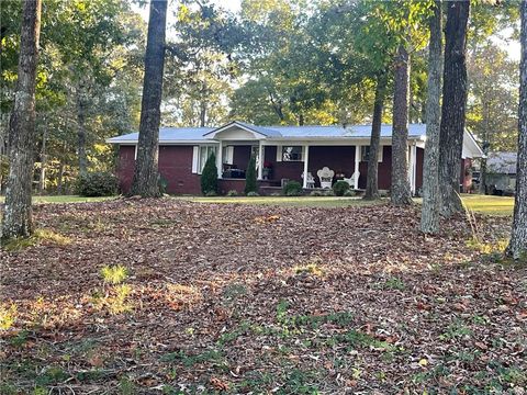 4438 Mud Creek Road Cornelia GA 30531
