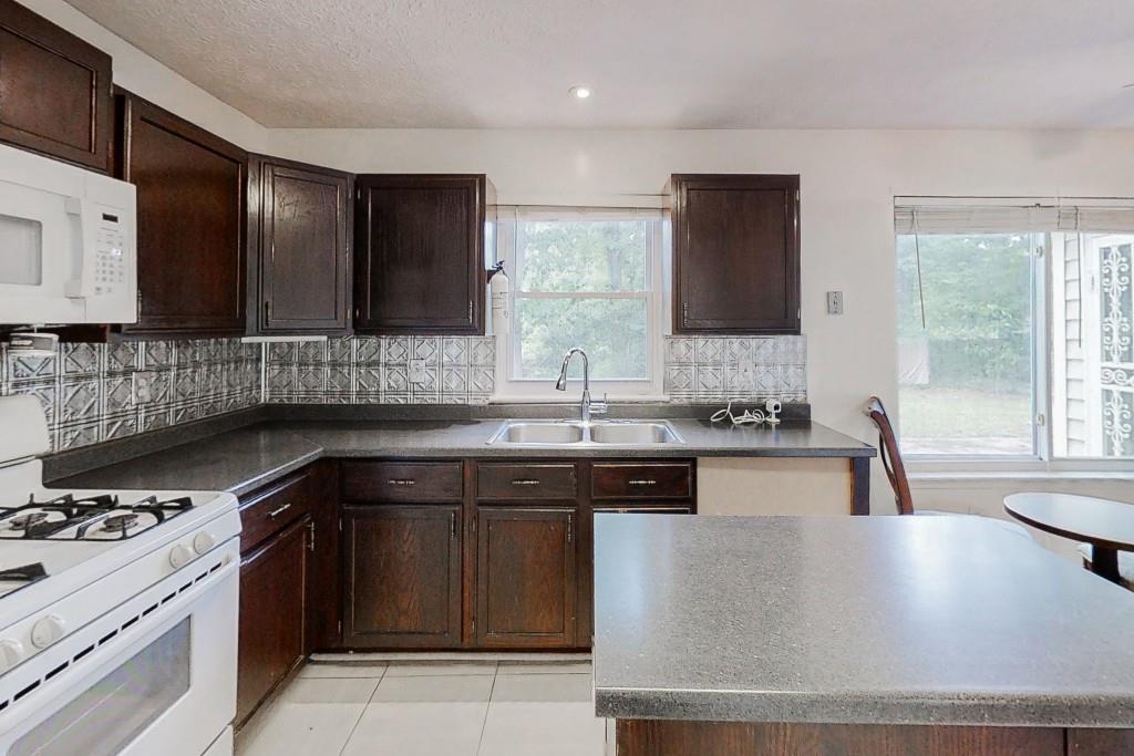 4422 Wellington Terrace