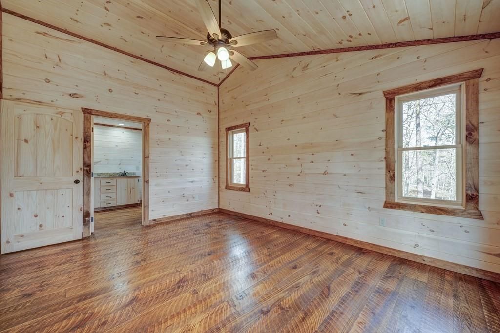 listing image 42