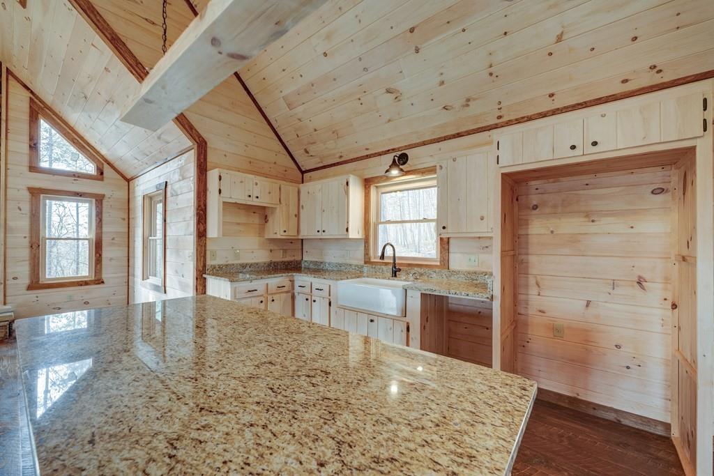 58 Wolf Creek Drive, Mineral Bluff, Georgia image 7
