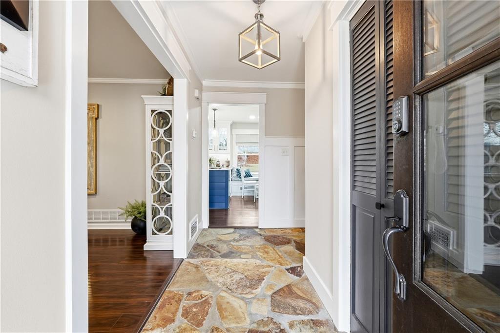 2871 Fontainebleau Drive