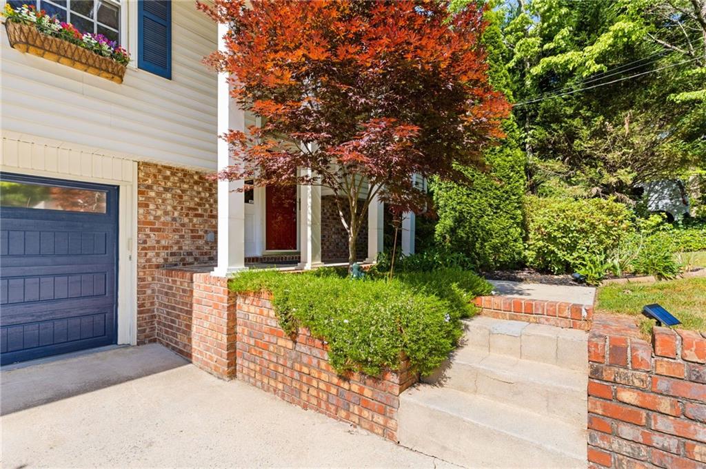2148 Nancy Circle SE