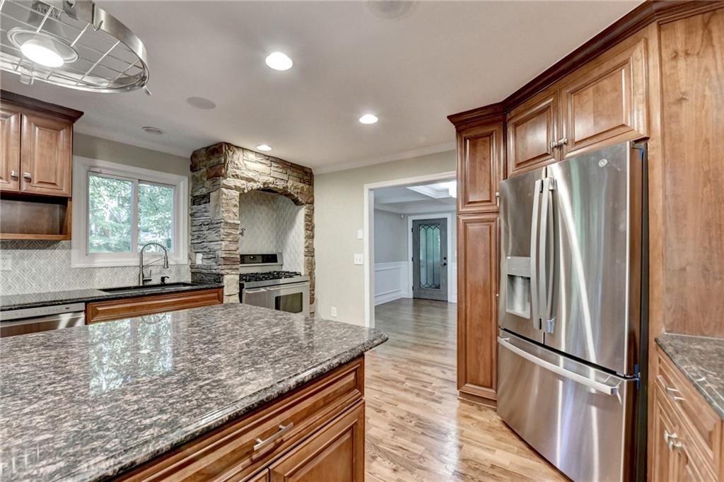 975 Timber Lake Trail, Cumming, Georgia image 22