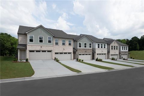 Townhouse For Sale - 6760 Armonia Drive<br/> Mableton, GA 30126