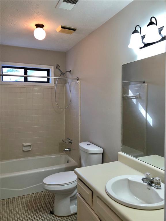 Colony Glen - Residential Lease