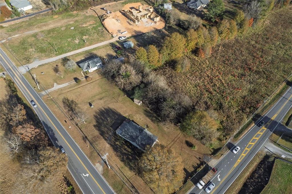 585 ARNOLD MILL Road