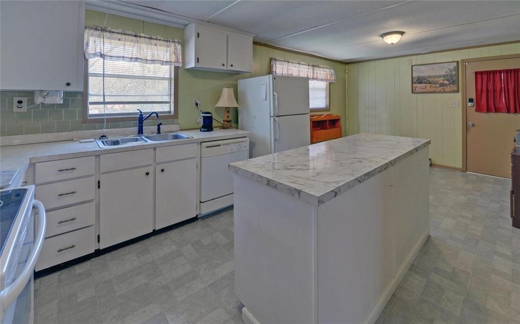 4135 Mcclure Drive, Oakwood, Georgia image 6