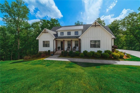 Homes For Sale - 392 London Road<br/> Ball Ground, GA 30107