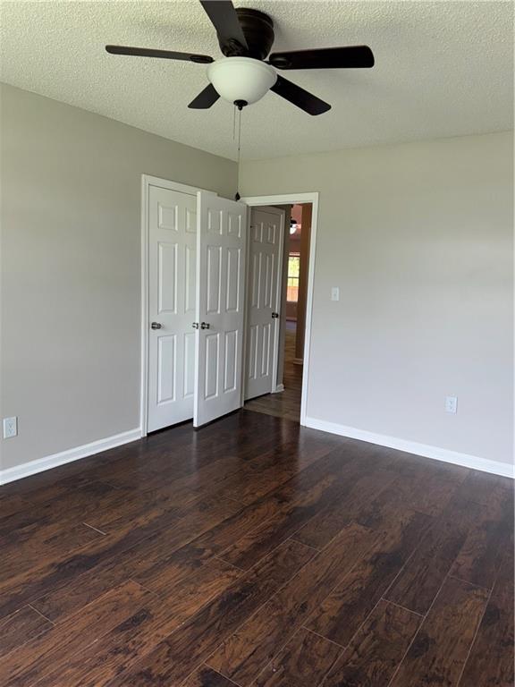4016 Meadow Glen Way, Fairburn, Georgia image 28