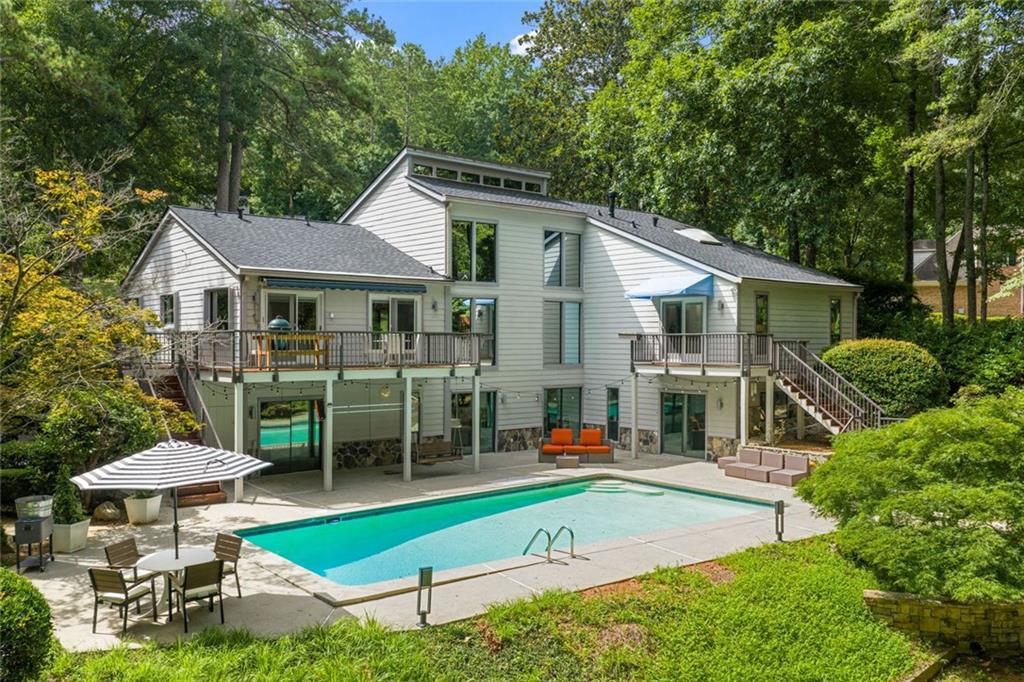 110 River Landing