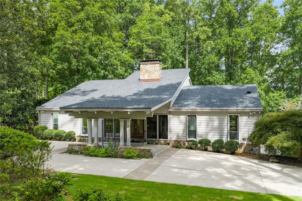 110 River Landing
