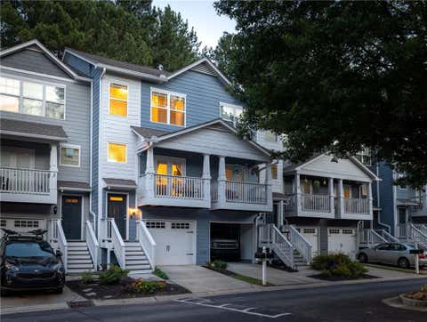 Townhouse For Sale - 1140 Liberty Parkway<br/> Atlanta, GA 30318