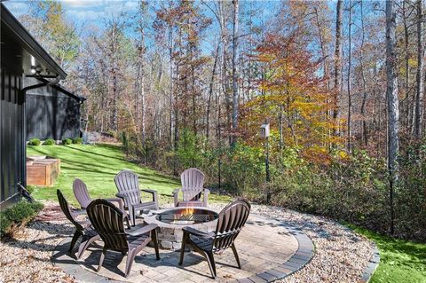 A home in Dawsonville