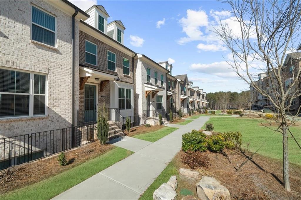 3239 Bartee Walk, Suwanee, Georgia image 3