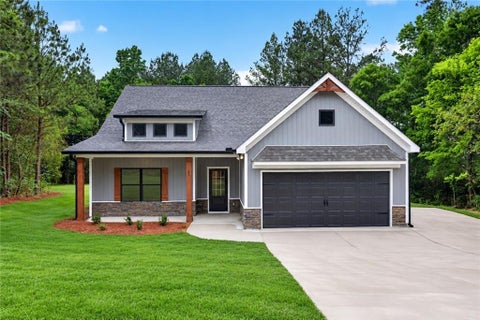 Homes For Sale - 125 Crowe Road<br/> Dallas, GA 30132