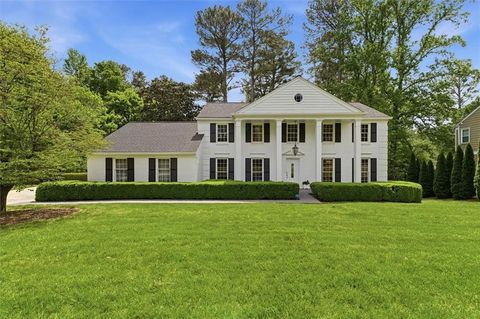 Photo of 3750 Fox Hills SE, Marietta, GA 30067 (MLS # 7753911)