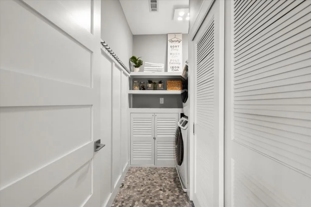 Cumming, Georgia 30041, United States, 2 Bedrooms Bedrooms, ,2 BathroomsBathrooms,Residential,Active,128753