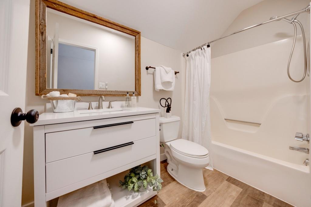 Victoria Cottages - Residential