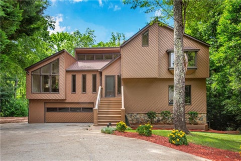 Homes For Sale - 2404 Stockton Place<br/> Marietta, GA 30066