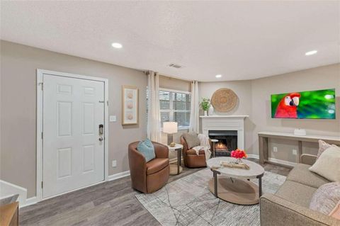124 Bentley Parkway Woodstock GA 30188