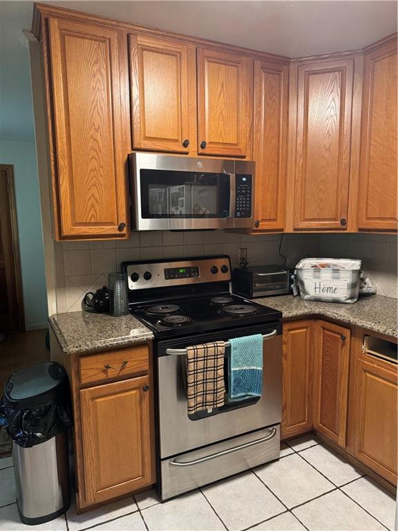 3662 Greentree Farms Drive, Decatur, Georgia image 7