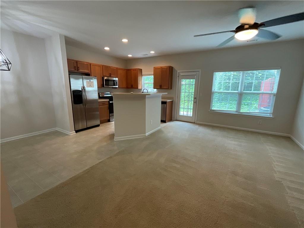 6941 Rogers Point