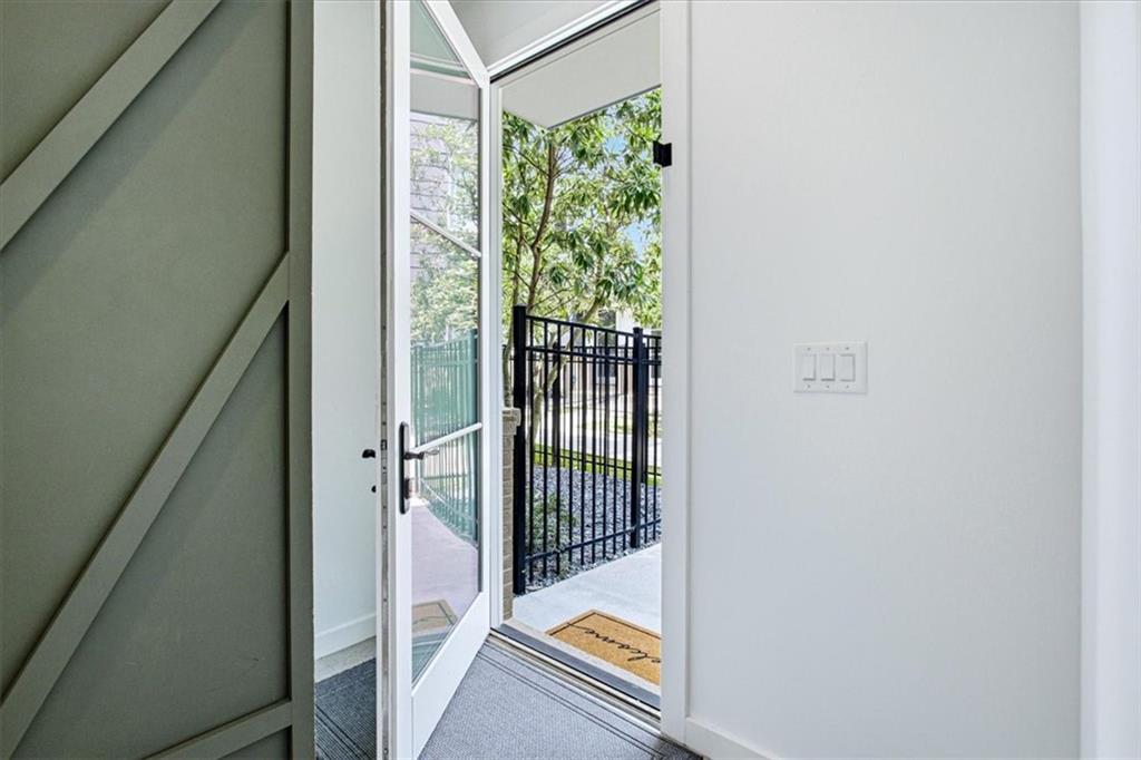 1463 La France Street NE #6