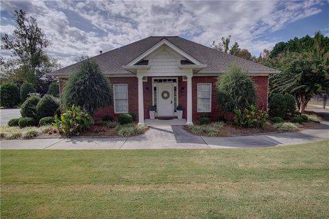 A home in Calhoun