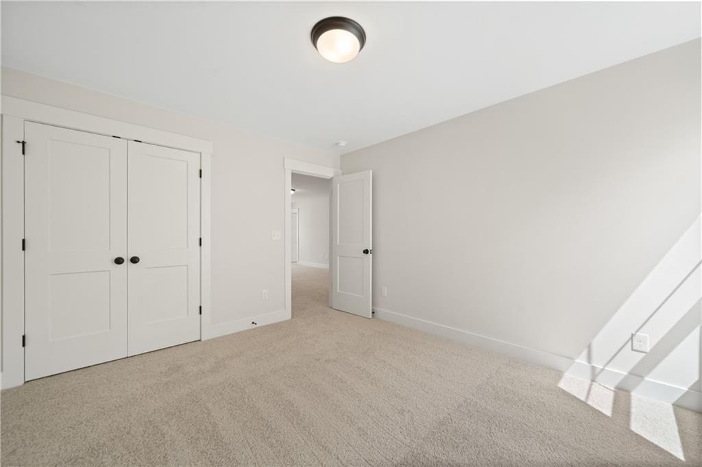 Marble Tree - Residential