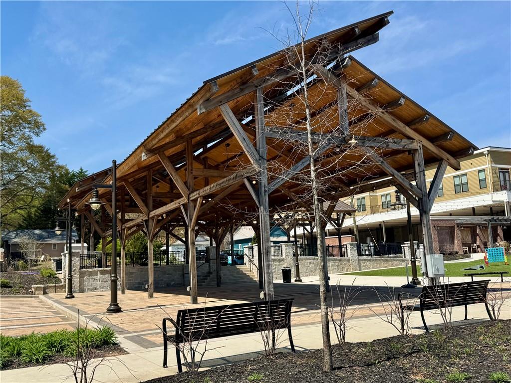 Eastlyn Crossing - Residential