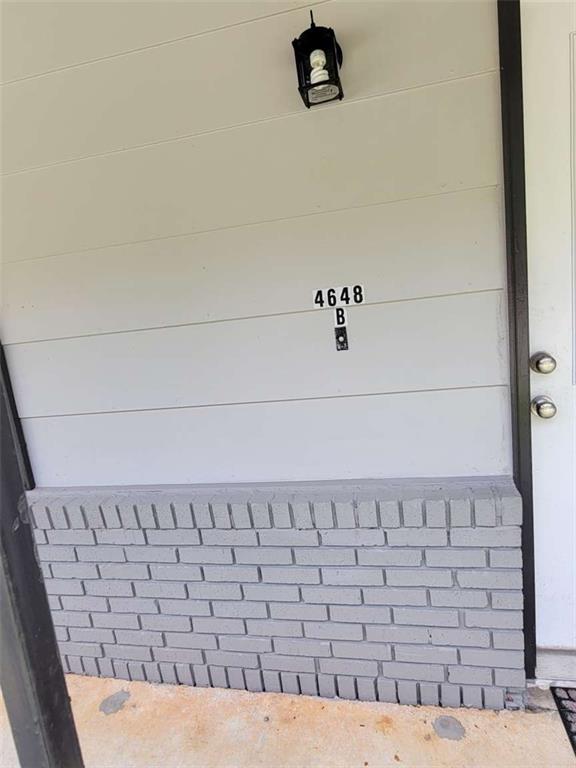 4648 Pine Tree # B Circle