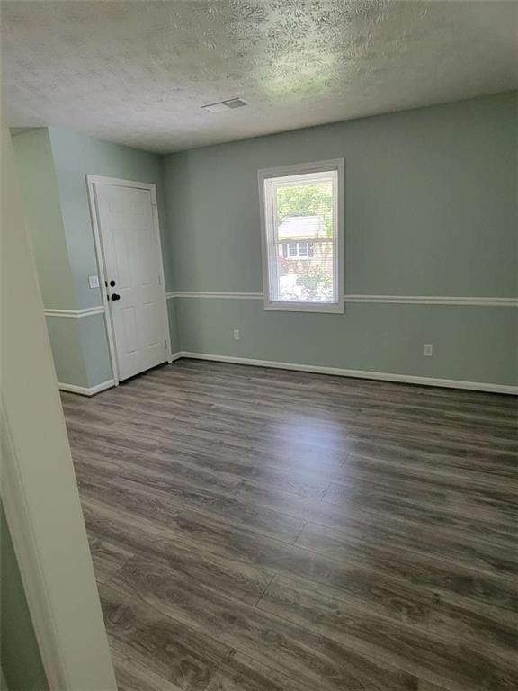 4648 Pine Tree # B Circle