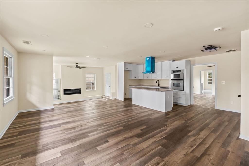 188 Oak Drive SE