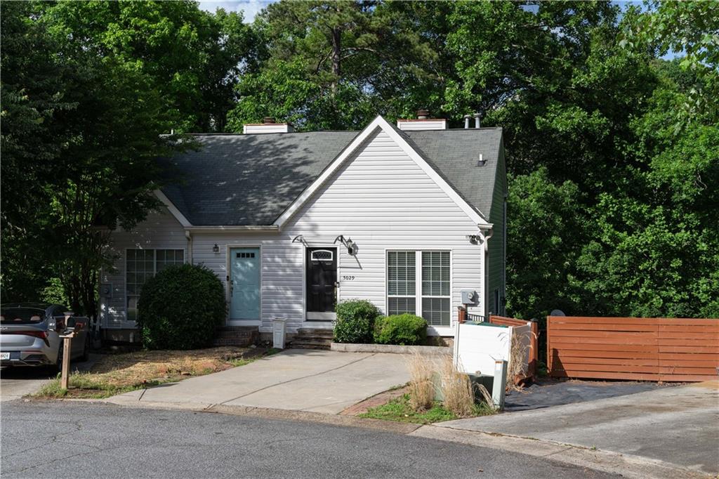 5029 David Place, Smyrna, Georgia image 3