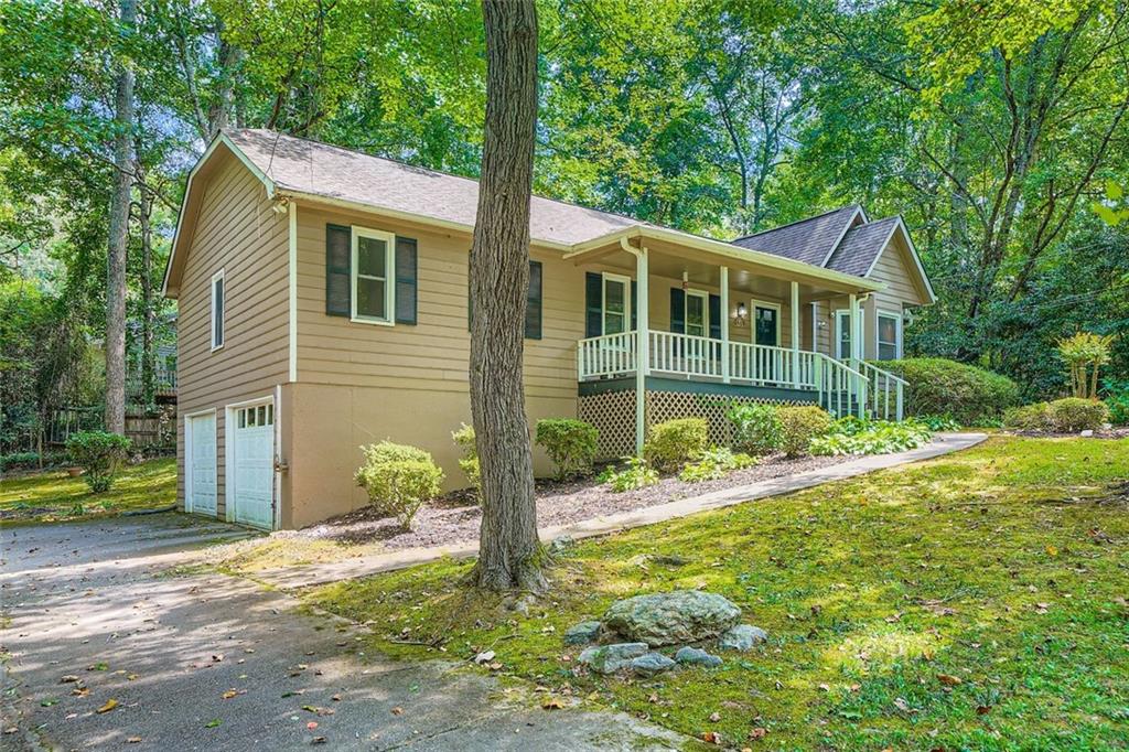 2469 Chauncey Lane SW