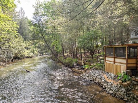 284 WEDOWEE Court Ellijay GA 30540