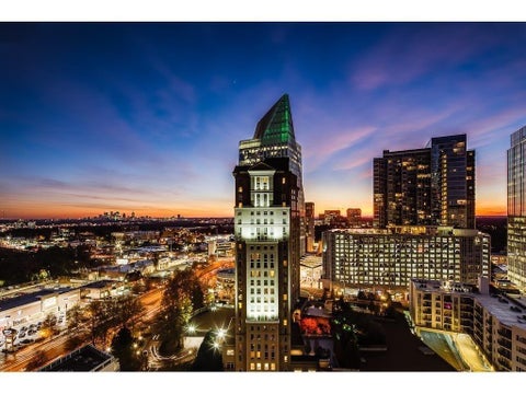 Condo For Sale - 3324 Peachtree Road #2806<br/> Atlanta, GA 30326