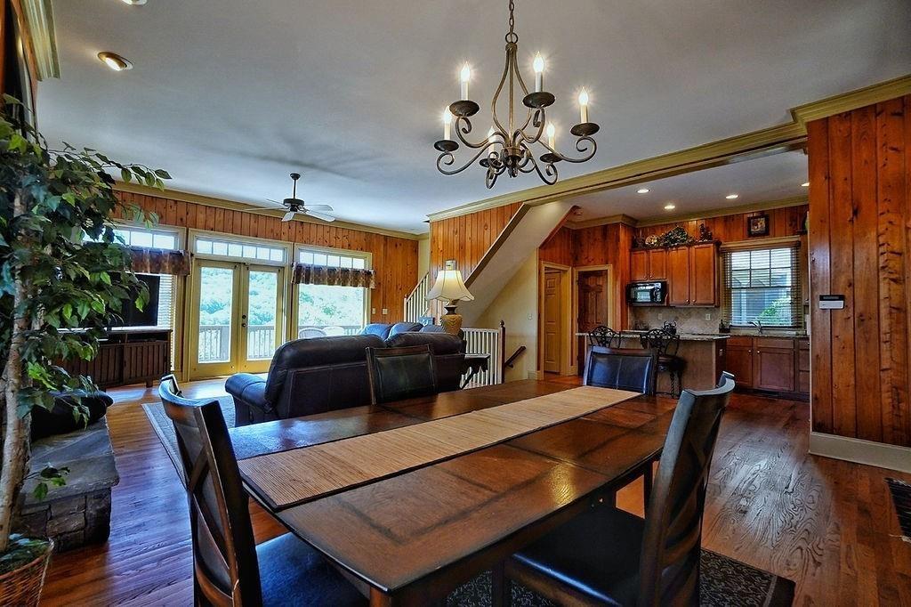 11 Laurel Ridge Lane