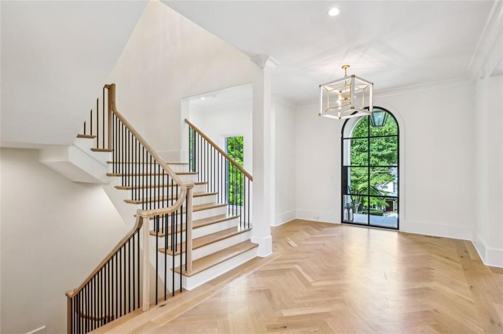 3379 Rennes Drive NE