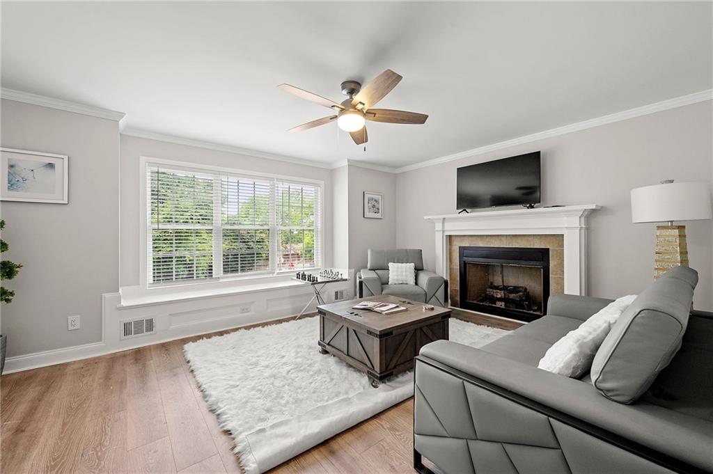 900 Ira Street SW