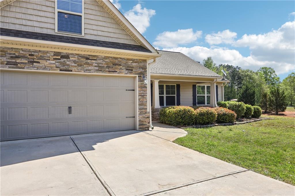 111 Bridle Path, Griffin, Georgia image 4