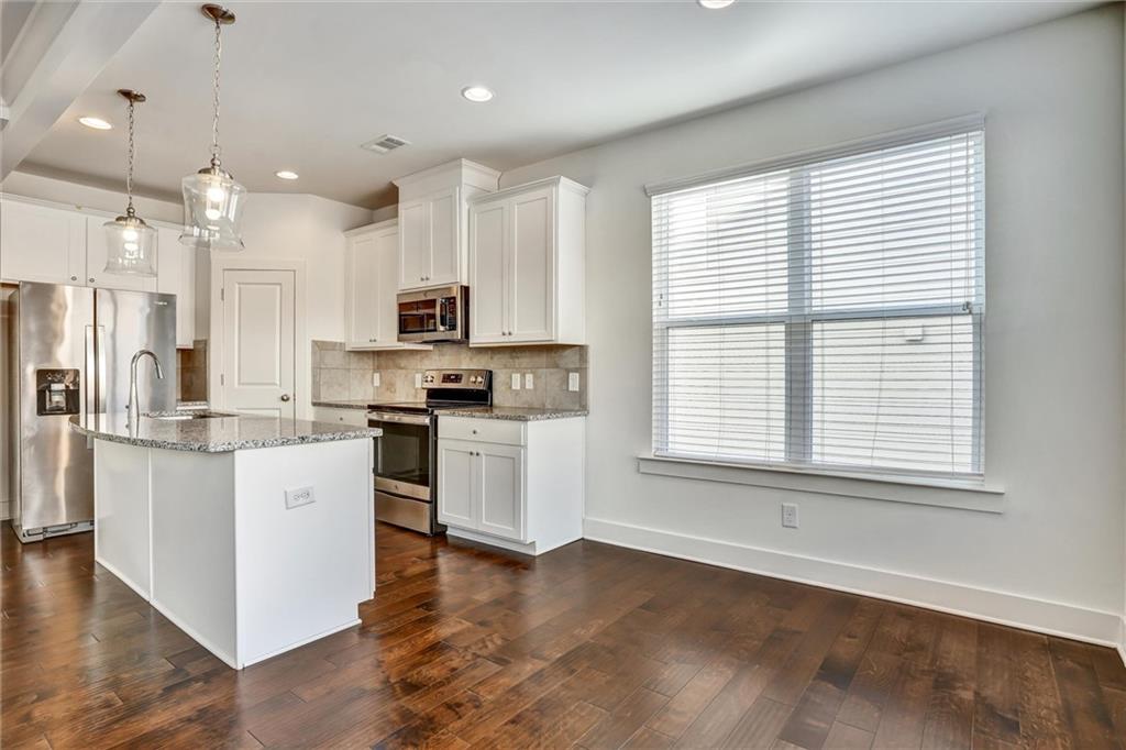 2240 Mulsanne Drive, Lithonia, Georgia image 5