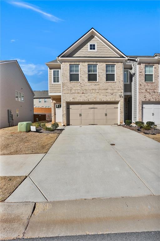 2240 Mulsanne Drive, Lithonia, Georgia image 3