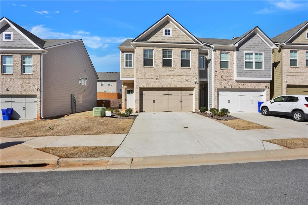 2240 Mulsanne Drive, Lithonia, Georgia image 2