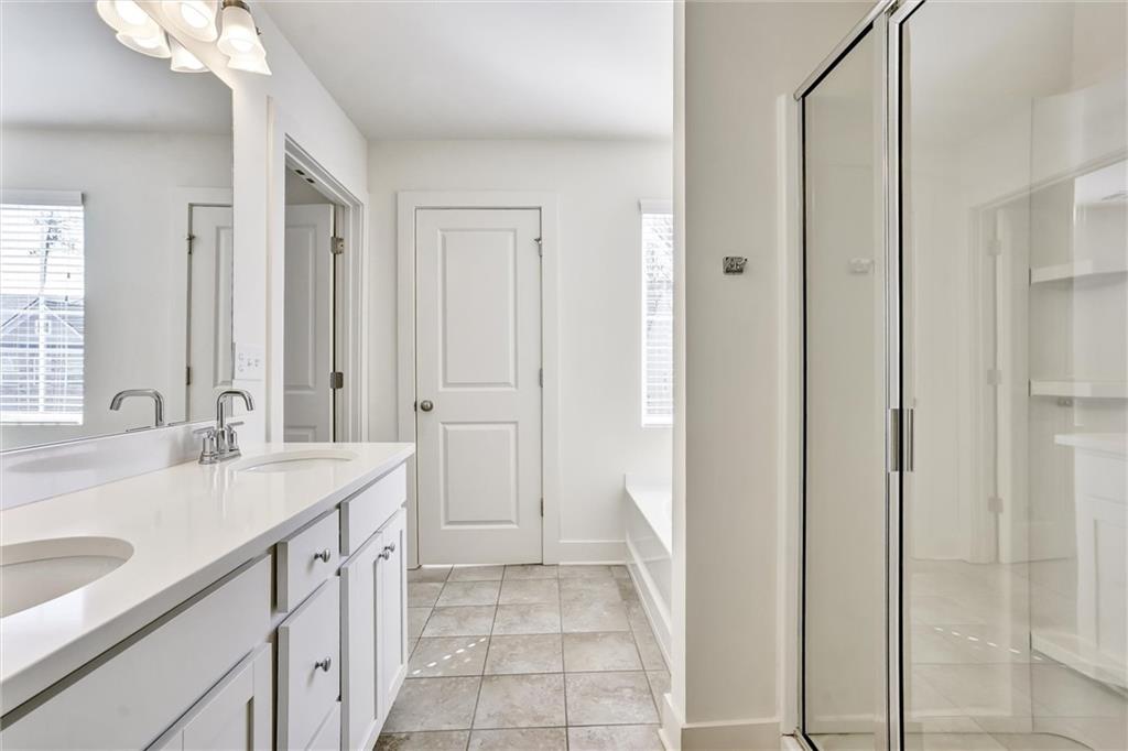 2240 Mulsanne Drive, Lithonia, Georgia image 28