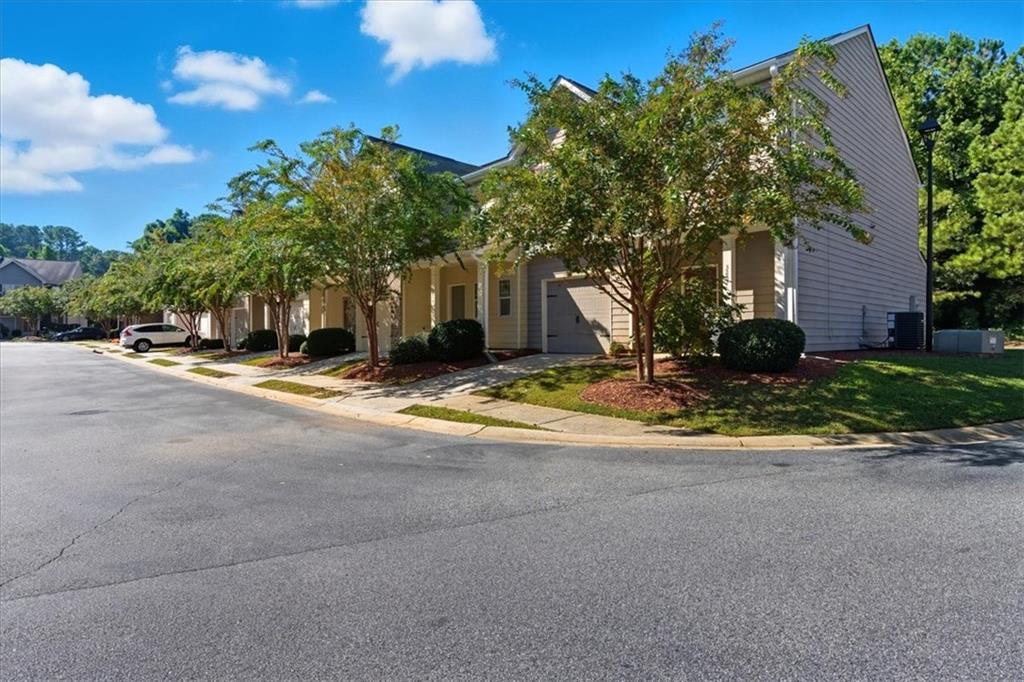 3249 Blue Springs Trace NW